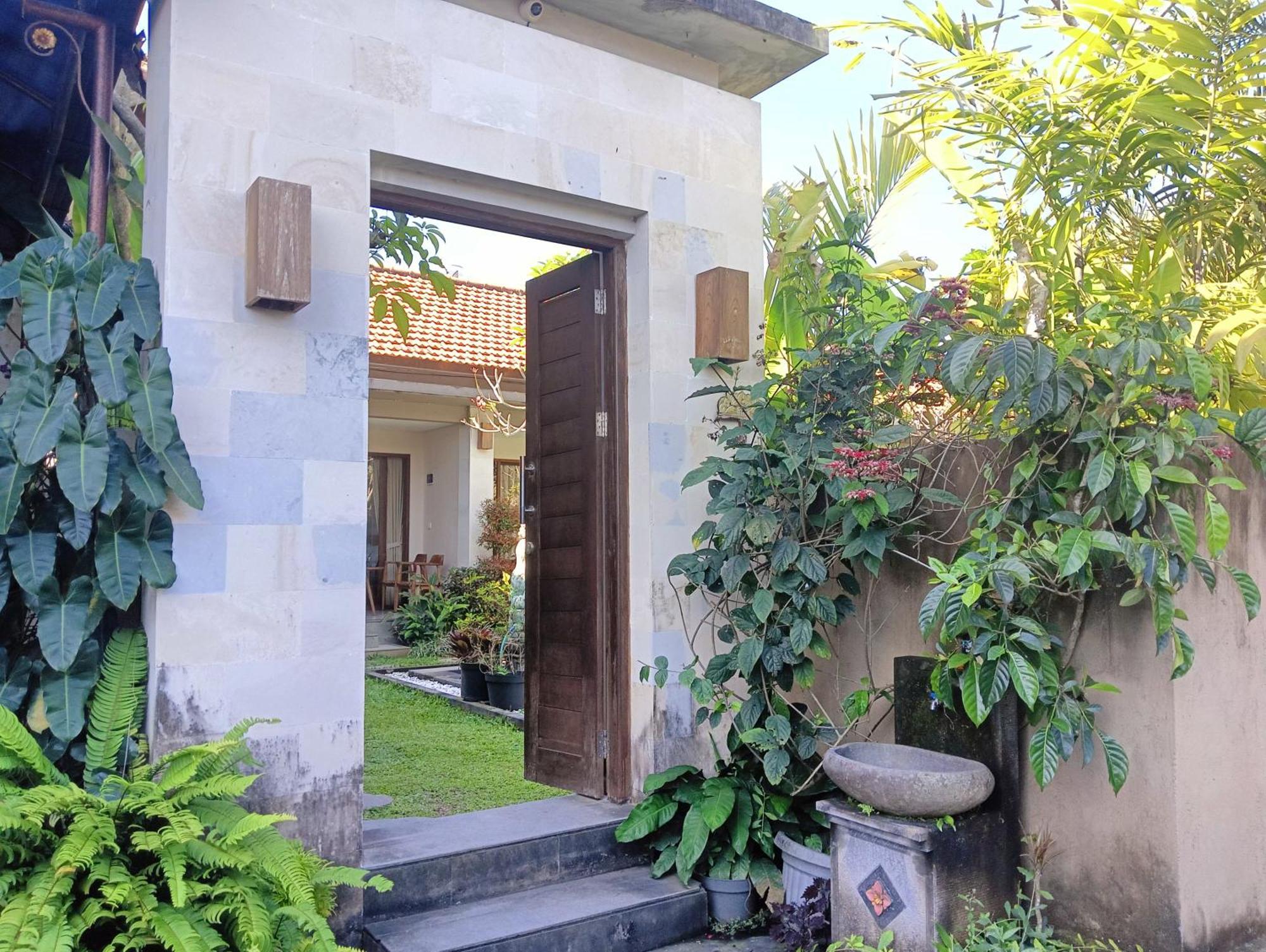 Kama Ayu Bungalow Ubud Extérieur photo